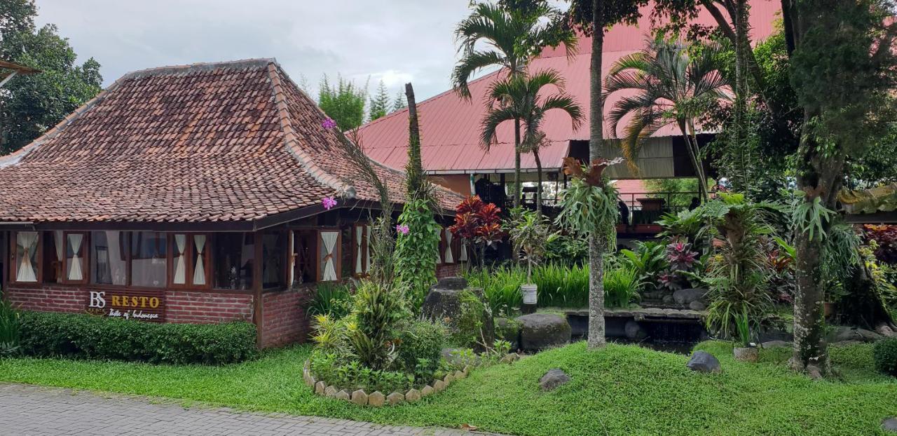 Borobudur Bed & Breakfast Magelang Exterior photo